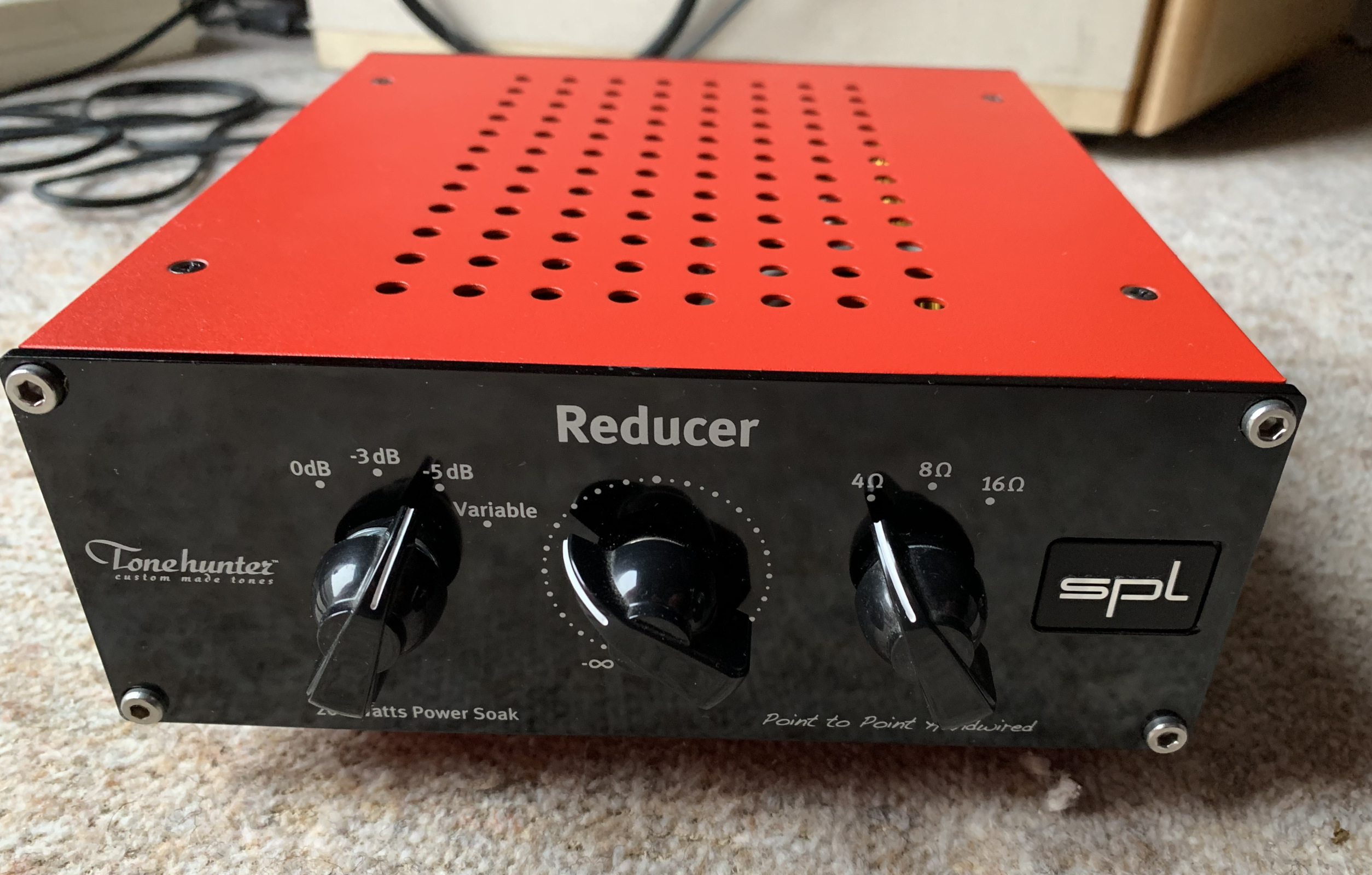 Tonehunter SPL Reducer – Powersoak 4 Tonehunter SPL Reducer - Powersoak 4
