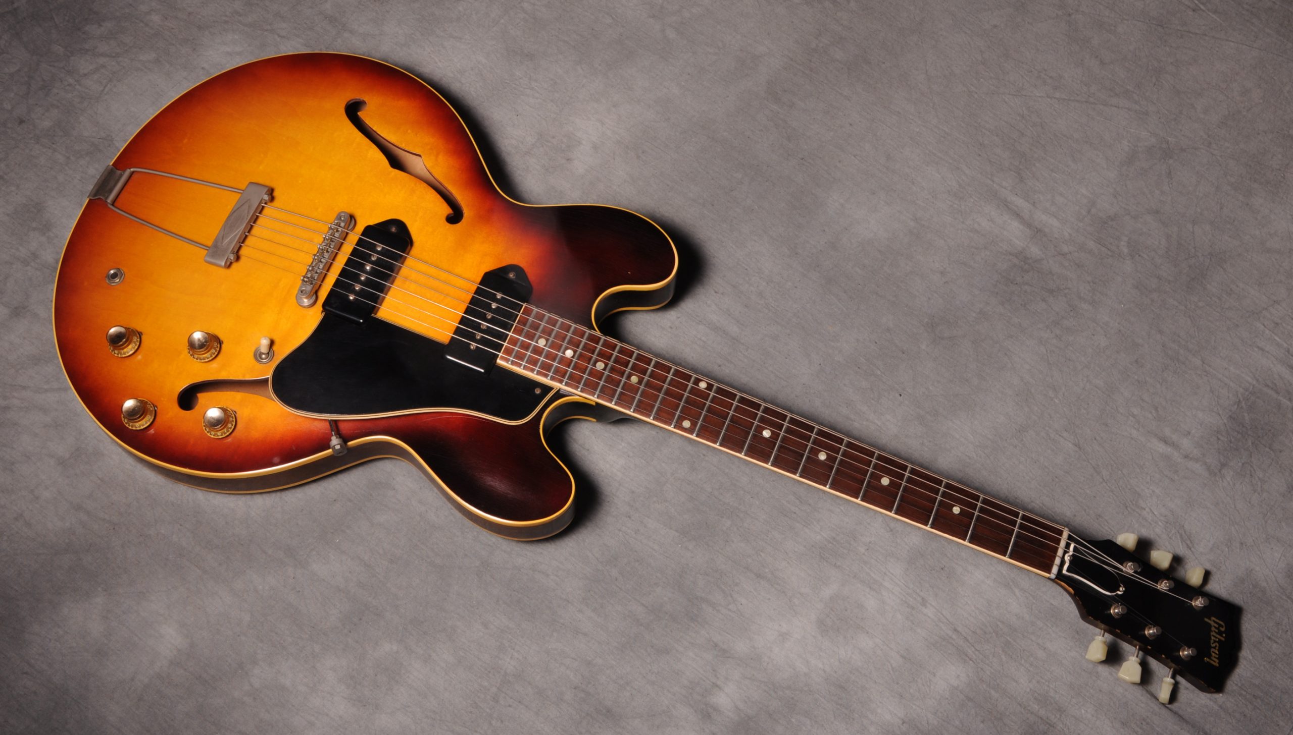 Gibson ES-330 1960 - Sunburst complete