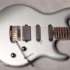Ernie Ball Music Man Luke II – Ice Blue – 2002 – Front 2 Ernie Ball Music Man Luke II - Ice Blue - 2002 - Front 2